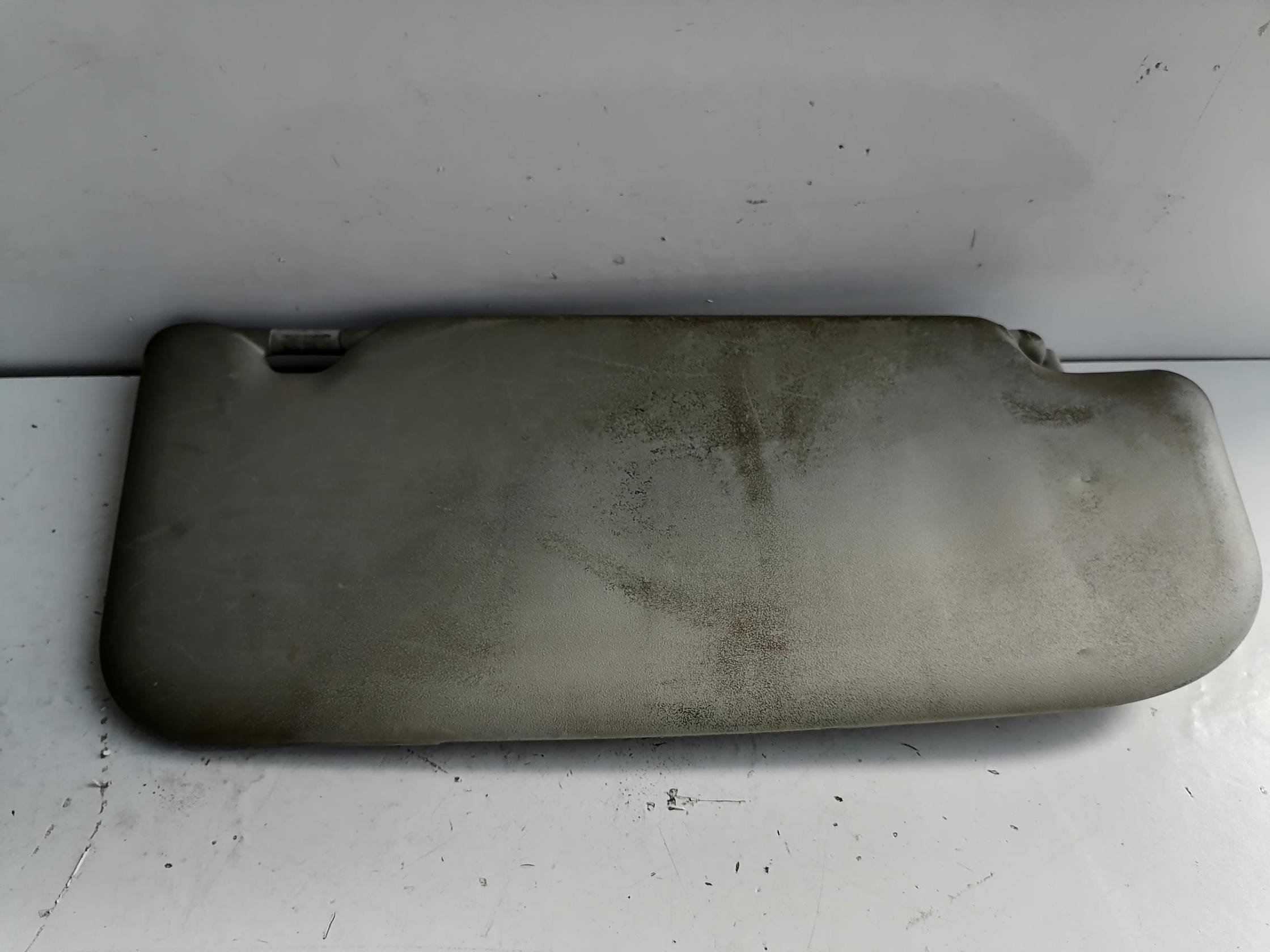 Aletta parasole parabrezza sx.